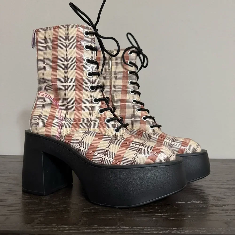 Larroude‎ Plaid Patent Leather Chunky Heel Platform Combat Boot Size 8